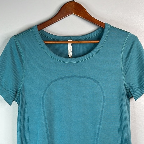 Lululemon Swiftly Tech Breeze Short Sleeve Relaxed Fit Top Teal Blue Run Size 8 - Picture 3 of 10